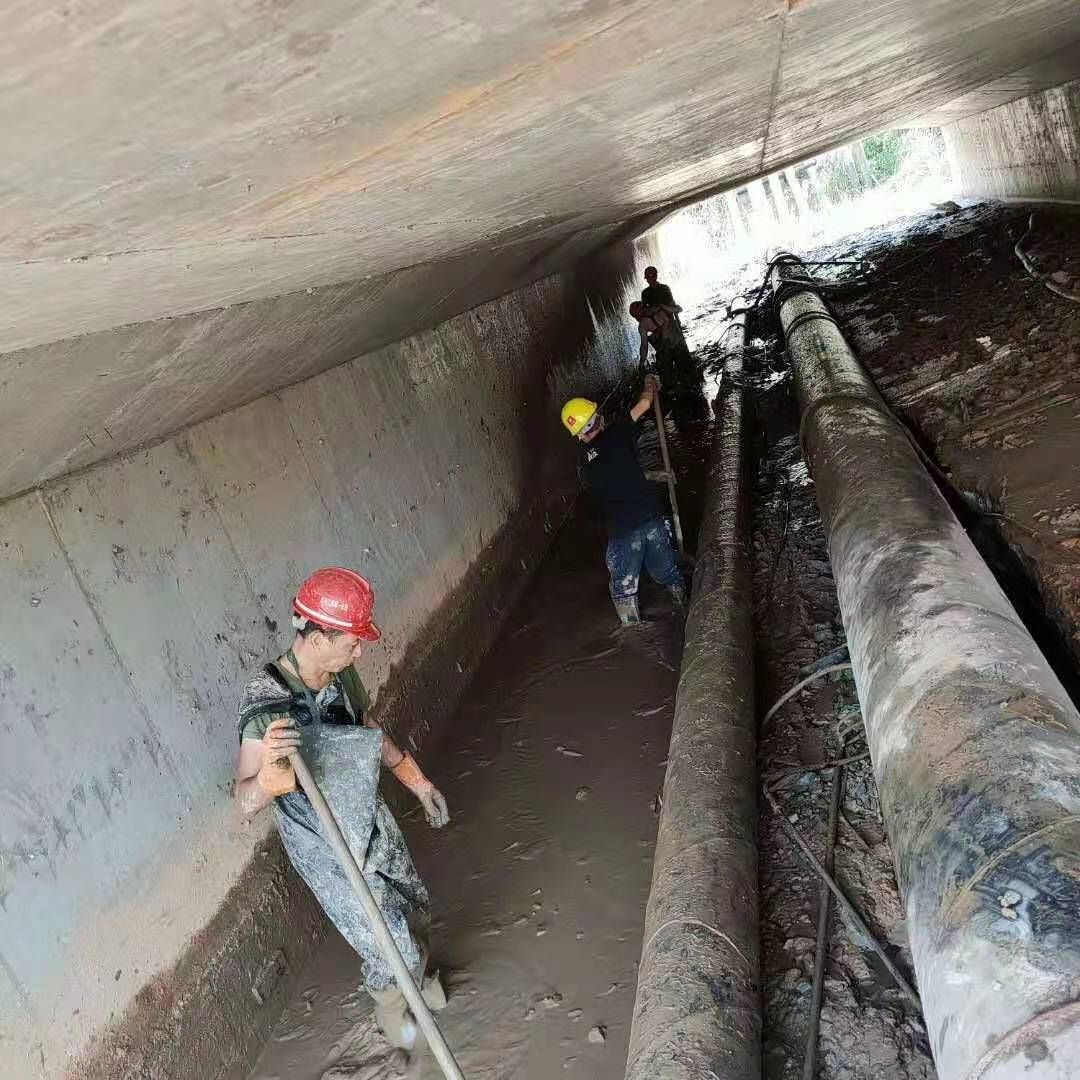可克达拉工业管道清淤