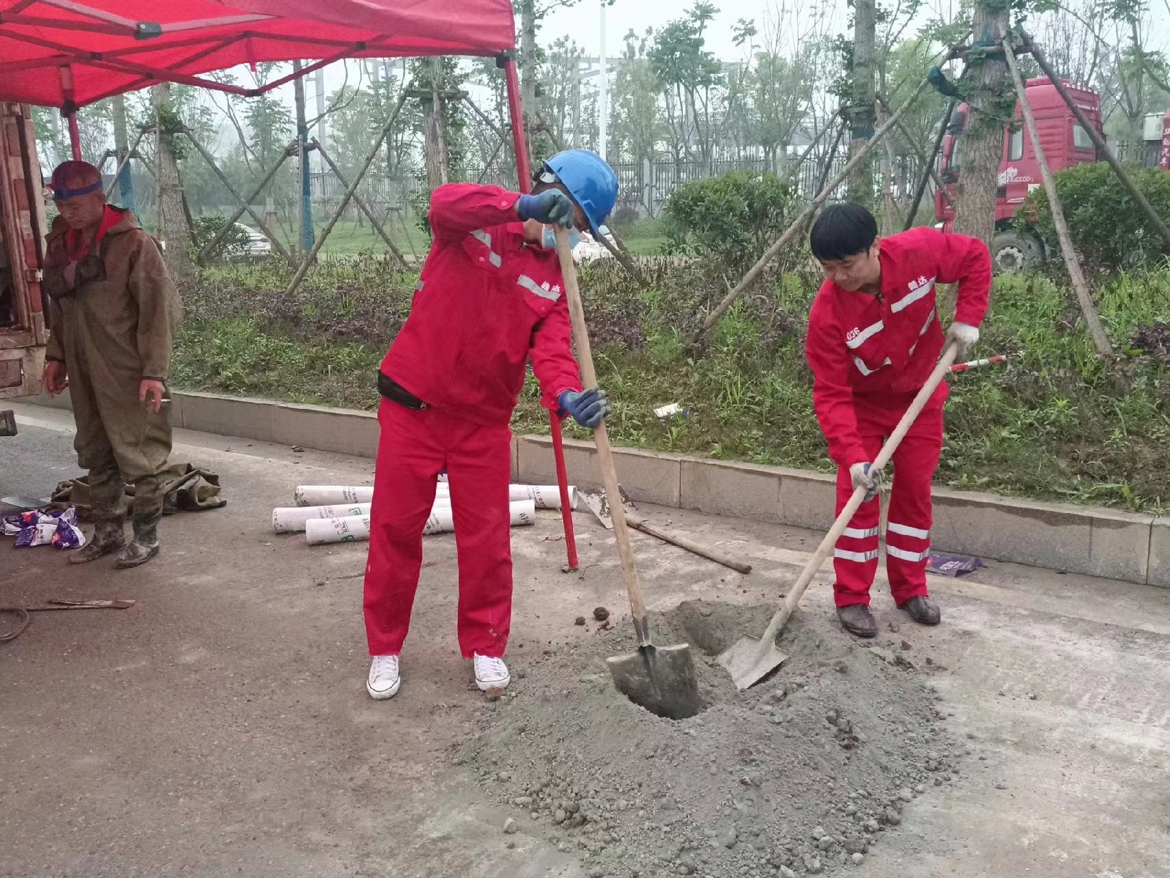 可克达拉管道疏通哪家好】及时进行市政管道清淤