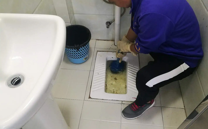 可克达拉疏通蹲坑